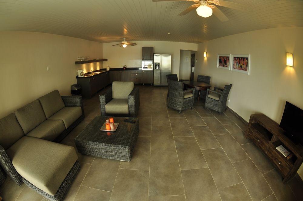 Belmar Oceanfront Apartments Bonaire Ngoại thất bức ảnh