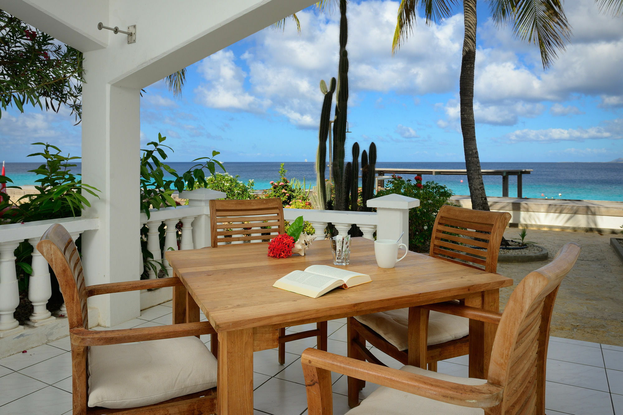 Belmar Oceanfront Apartments Bonaire Ngoại thất bức ảnh
