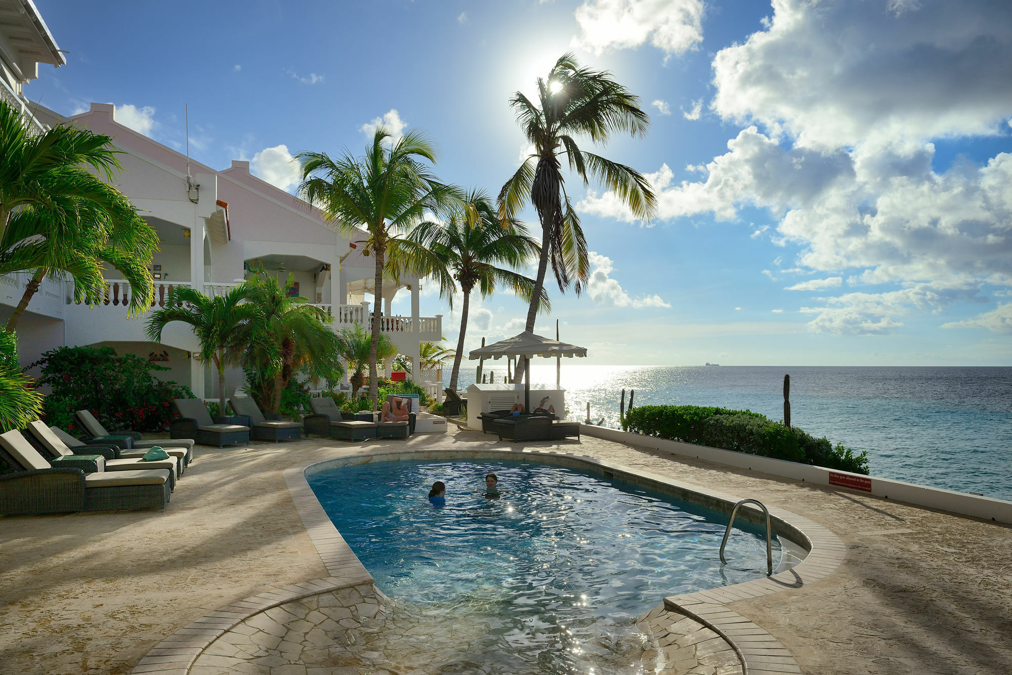 Belmar Oceanfront Apartments Bonaire Ngoại thất bức ảnh